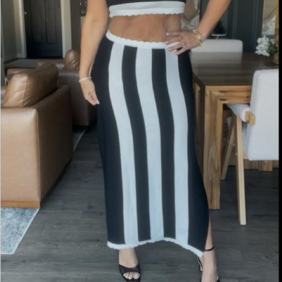 NWT! The Mandy Striped Slim Midi Skirt by Celandine Medium 🐢 - Picture 7 of 11